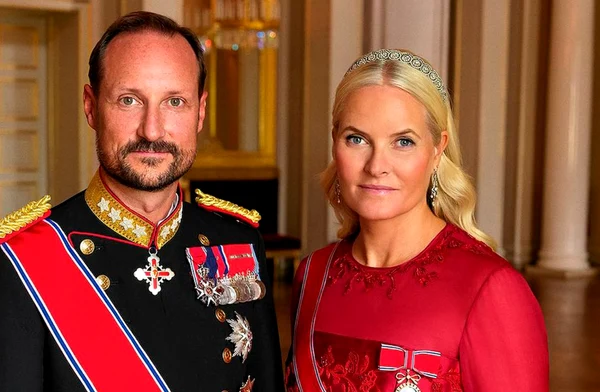 Prințul Haakon și Prințesa Mette Marit ai Norvegiei Foto Instagram Casa Regală a Norvegiei