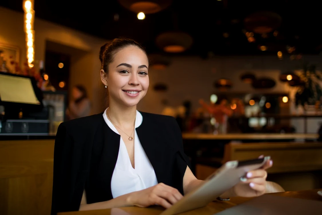 Joburile de Hostess sunt printre cele mai slab remunerate FOTO Shutterstock