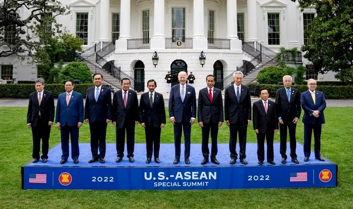 Președintele Biden salută liderii Asociației Națiunilor de Sud-Est (ASEAN) la un summit special