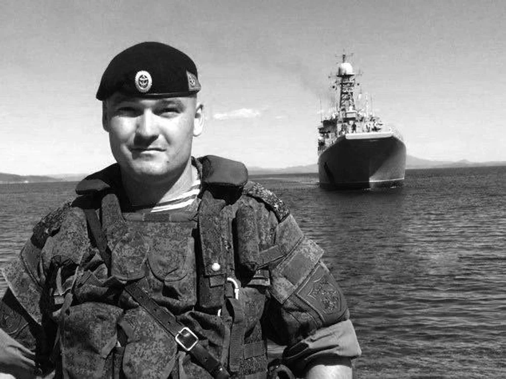 Un generalul rus îl informează pe Putin „dincolo de mormânt”. Momente stranii în timpul unei vizite la Vladivostok