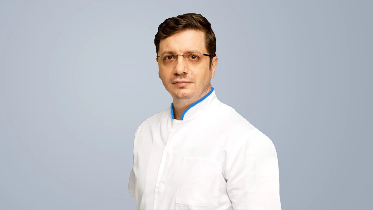 Dr. Claudiu Daniel Chitea, MedLife: „Artroza nu înseamnă sfârșitul mișcării, ci începutul unei schimbări”