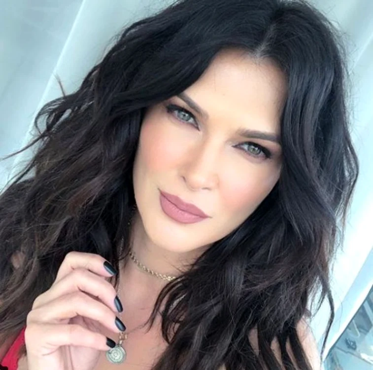 
    Mihaela Rădulescu și Cristian Bozgan sunt noi prezentatori ai emisiunii Foto Instagram  