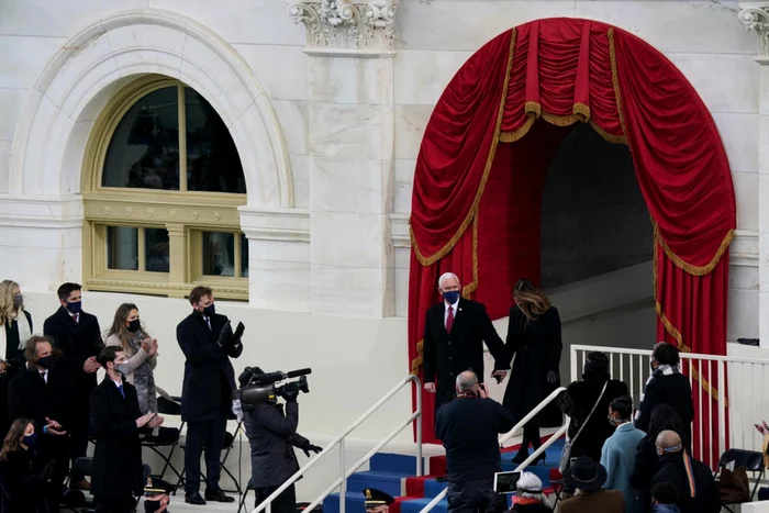 Mike Pence si Kamala Harris FOTO EPA-EFE