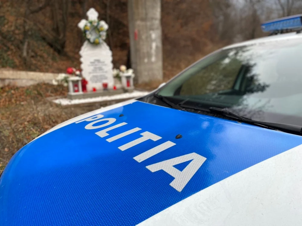 O acţiune de comemorare a victimeler accidentelor a fost iniţiatăde Poliţia Neamţ FOTO Poliţia Neamţ pânImagine
