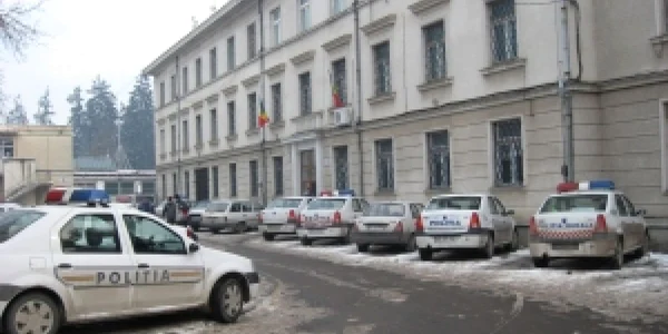 Poliţiştii mureşeni ar mai vrea peste 200 de maşini