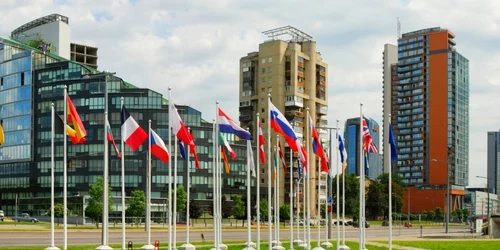 Vilnius Lituania steaguri FOTO Shutterstock