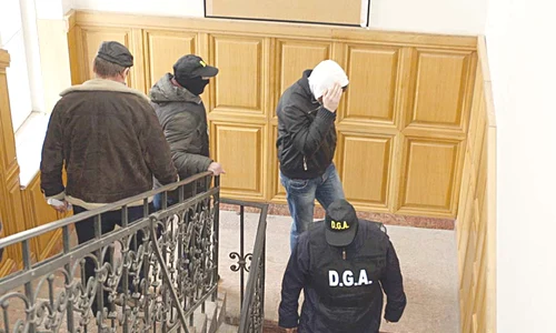 Drogurile erau aduse în  stare brută din străinătate  şi preparate apoi în  laboratorul din Cluj jpeg