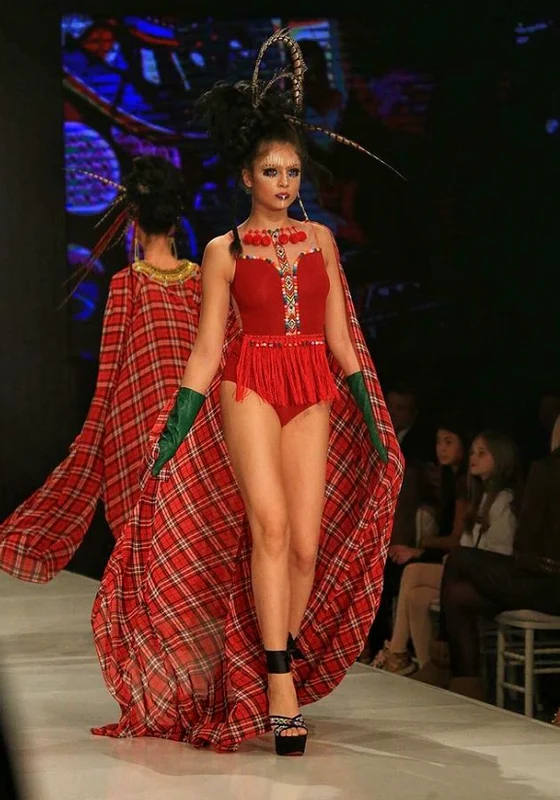 elena chiriac maasai moda png