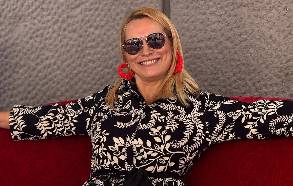 Andreea Esca, în costum de baie la 52 de ani. „Continuăm nebunia asta de se numește viață”
