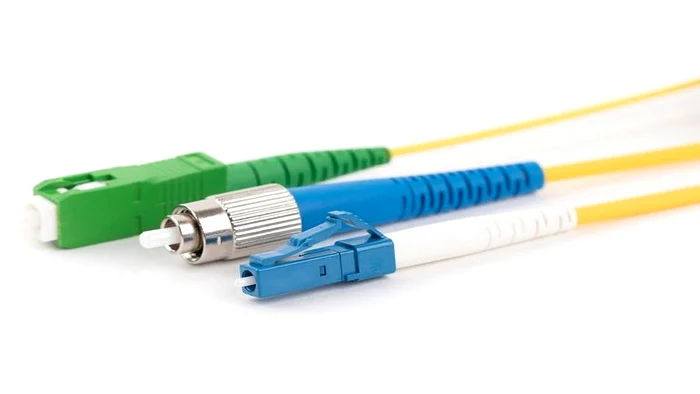 19 11 cablu fibra optica 3 jpg