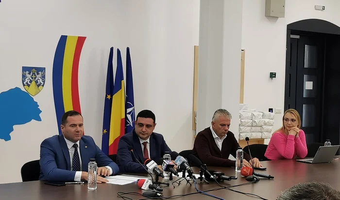 Comisar-șef Florin Coman, Chestor-șef Marius Vizitiu, exernal affair manager BAT, Adrian Frățilă  