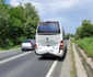 Accident pe DN 1 în judeţul SIbiu - coliziune între un autoturism şi un microbuz cu plin cu pasageri Foto turnusfatului ro