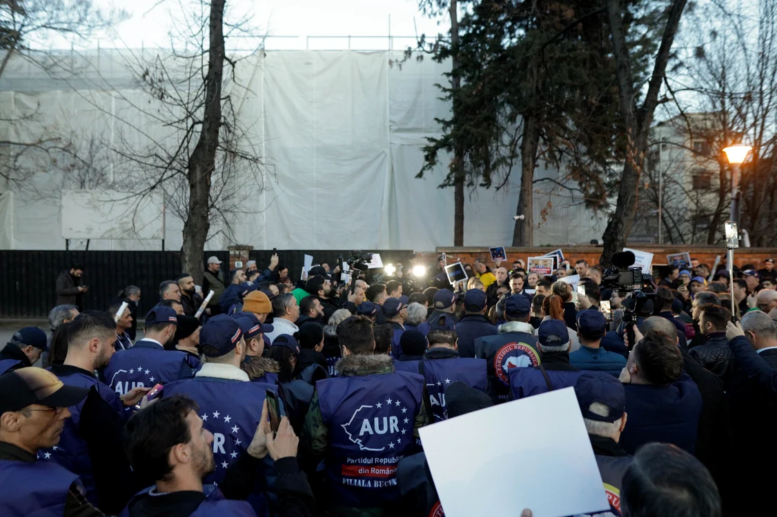 Protest al AUR în fața vilei de protocol FOTO Inquam Photos 