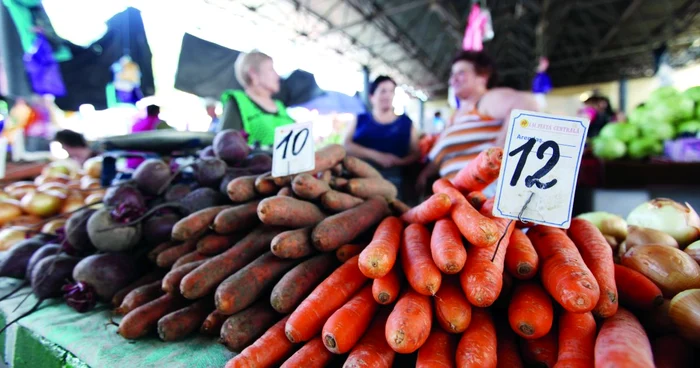 900 de tone de legume, fructe şi carne au fost confiscate în mai puţin de o lună FOTO Adevărul