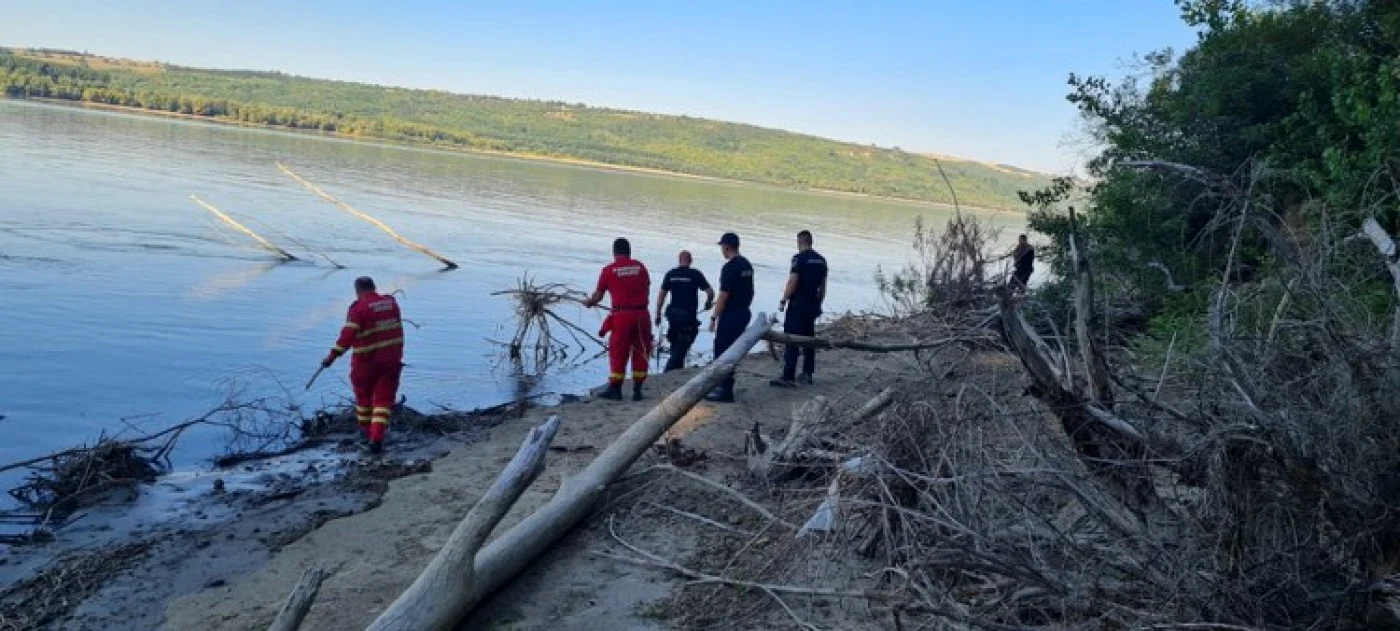 Scăldatul în râuri este extrem de periculos. FOTO IGSU