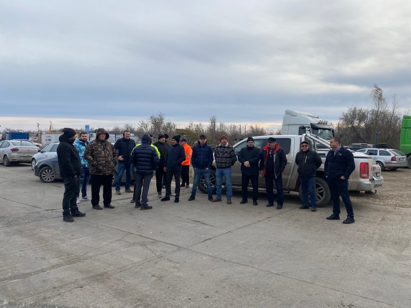 Transportatorii boicotează activitatea în Portul Constanța: nu mai ridică niciun container cu marfă 