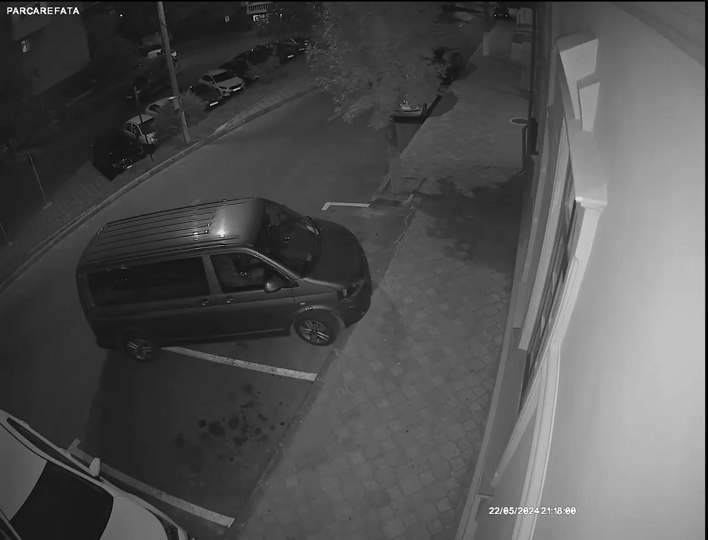 Un preot și amanta sa l-au atacat pe primarul Cernavodei. Un preot și amanta sa l-au atacat pe primarul Cernavodei.
