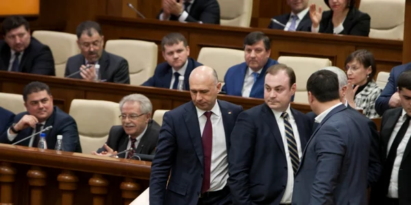 guvernul Filip Investit FOTO Alexandru Tarlev