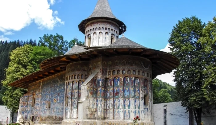 foto manastirea voronet