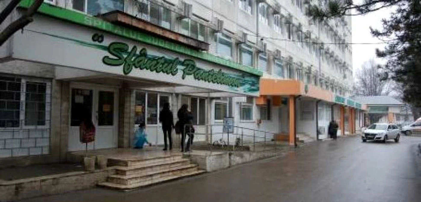 Bătrânul era internat la Secţia de Cardiologie a Spitalului Judeţean
