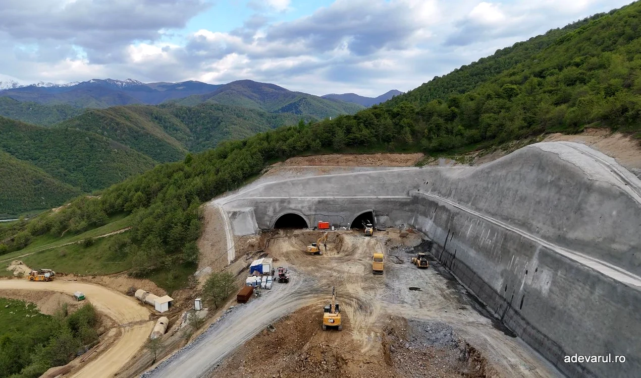 Tunelul Boița. Foto: Daniel Guță. ADEVĂRUL