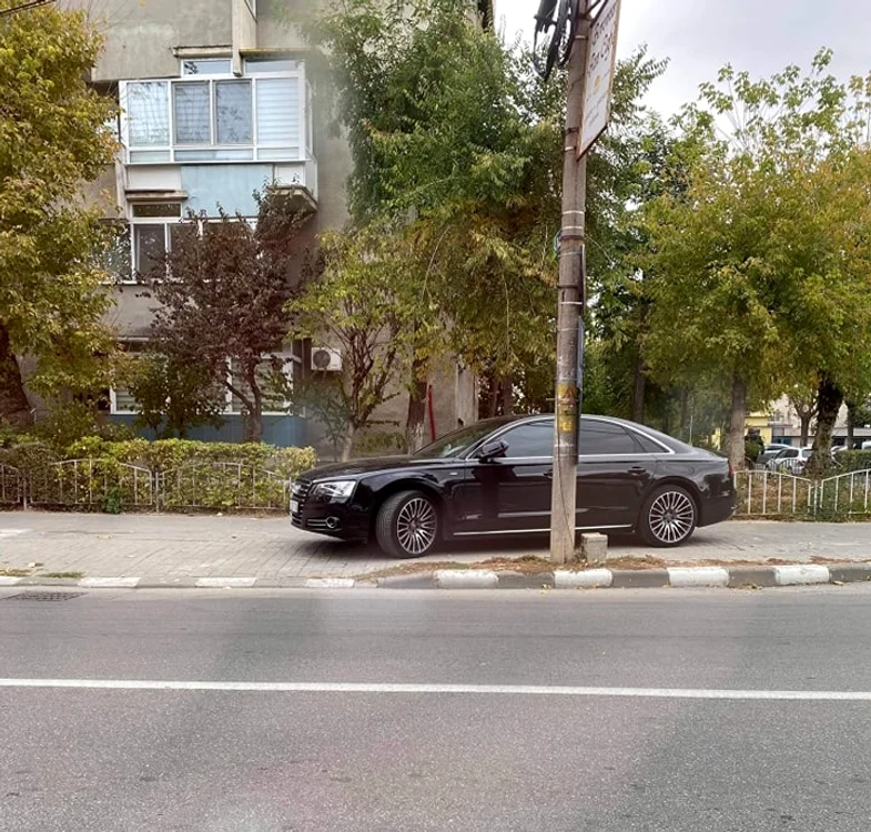 Masinile parcate pe trotuar vor putea fi ridicate de polițiști