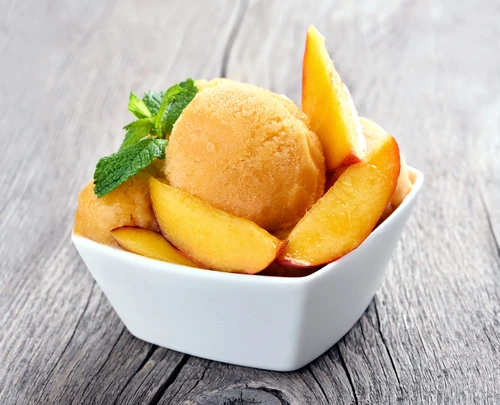 Sorbet de mango  Sursa foto shutterstock 317198030 jpg