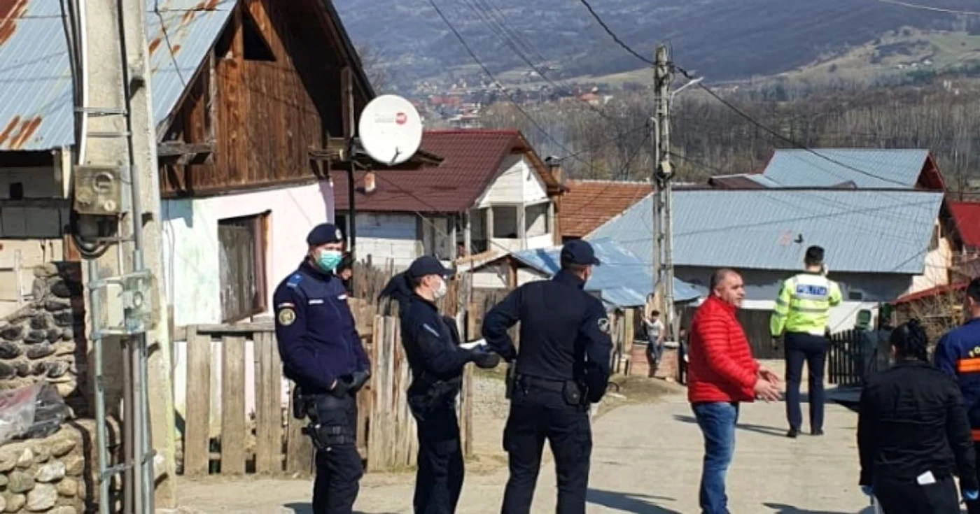 Razii de amploare într-o comunitate de romi din Vâlcea întorşi recent din zonele cu risc de coronavirus din străinătate Foto Adevărul