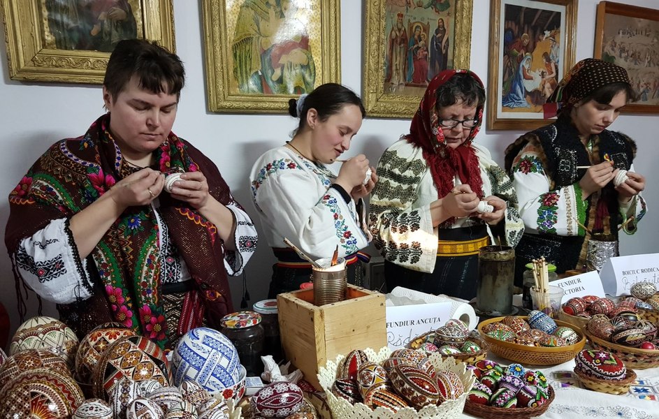 Uluitoarele ouă „închistrite” de Rogojești și faima lor europeană. Cum a ajuns un cătun capitală culturală