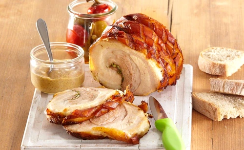 piept de porc cu mirodenii jpeg