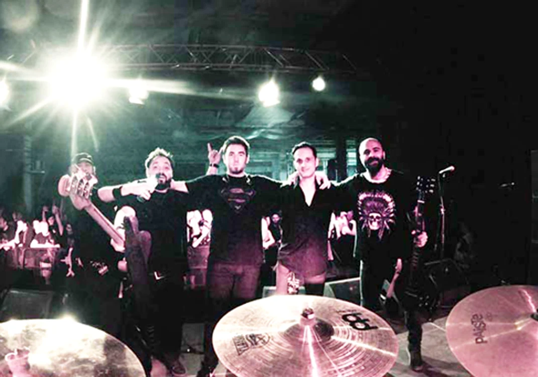 Trupa Goodbye to Gravity își lansa noul album, „Mantras of War” pe scena din „Colectiv”, în noaptea tragediei