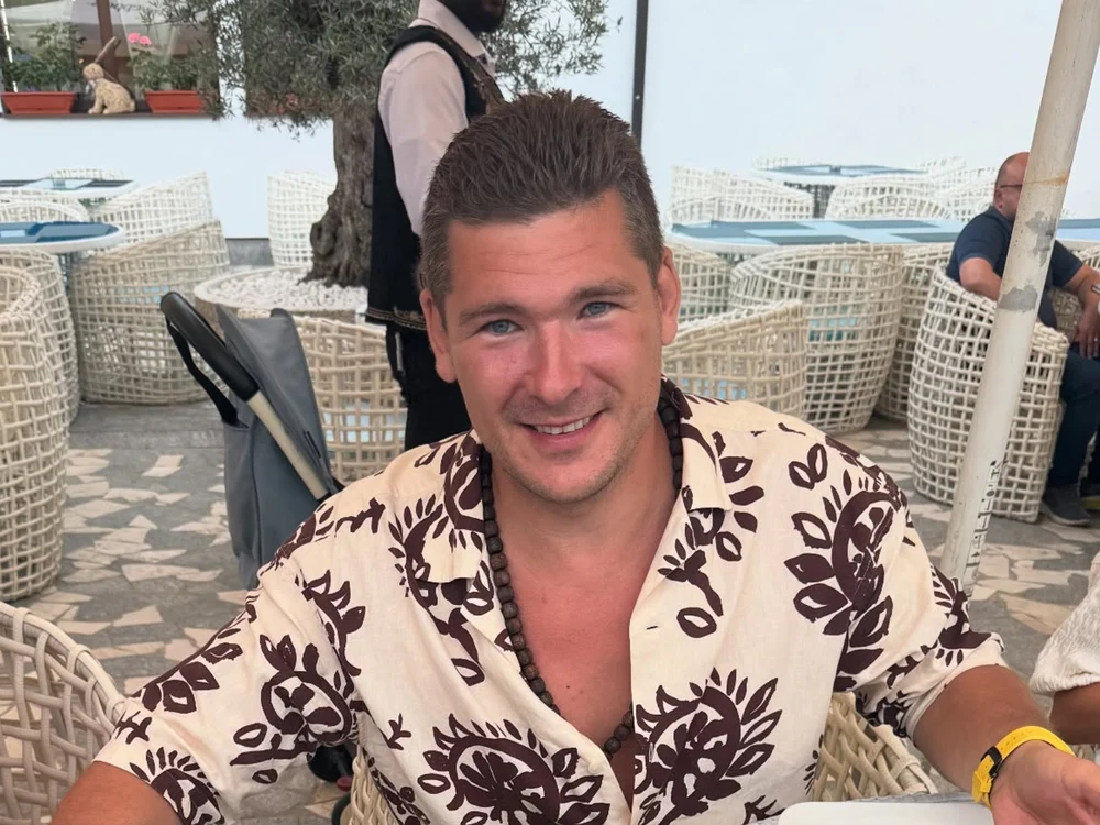 Călin Donca povestește despre zilele în care a rămas blocat în Dubai: „Din ce am observat la fața locului, realitatea este mult mai calmă”