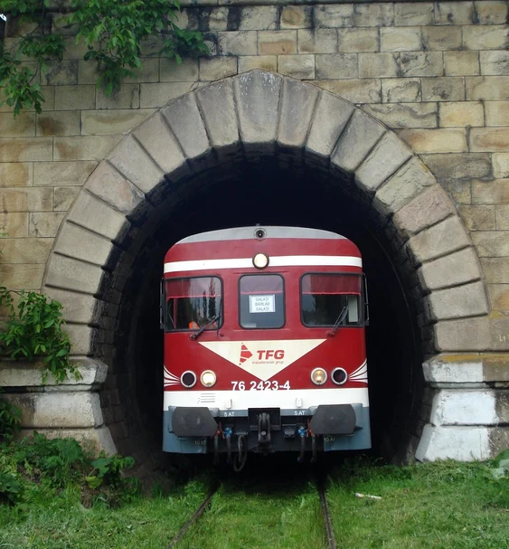 Tunelul Berești. Foto: Transferoviar Călători.