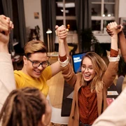 oameni fericiti foto pexels png