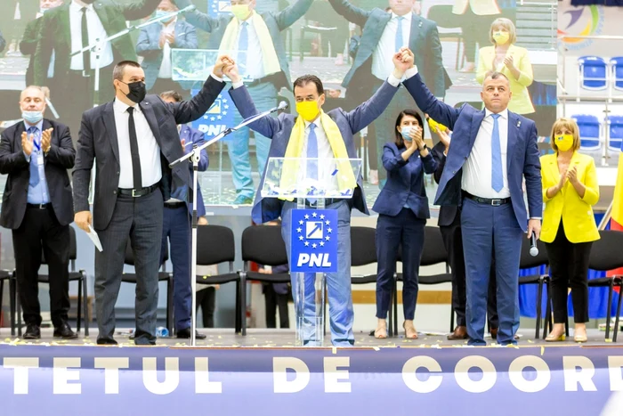 Eugen Pîrvulescu, alături de Ludovic Orban şi Cristi Barbu. FOTO: Facebook/ Ludovic Orban