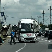 Accident cu un autocar la Iași - Plan roșu de intervenție activat 