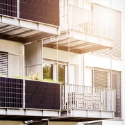 Panouri fotovoltaice balcon shutterstock 2427625099 jpg