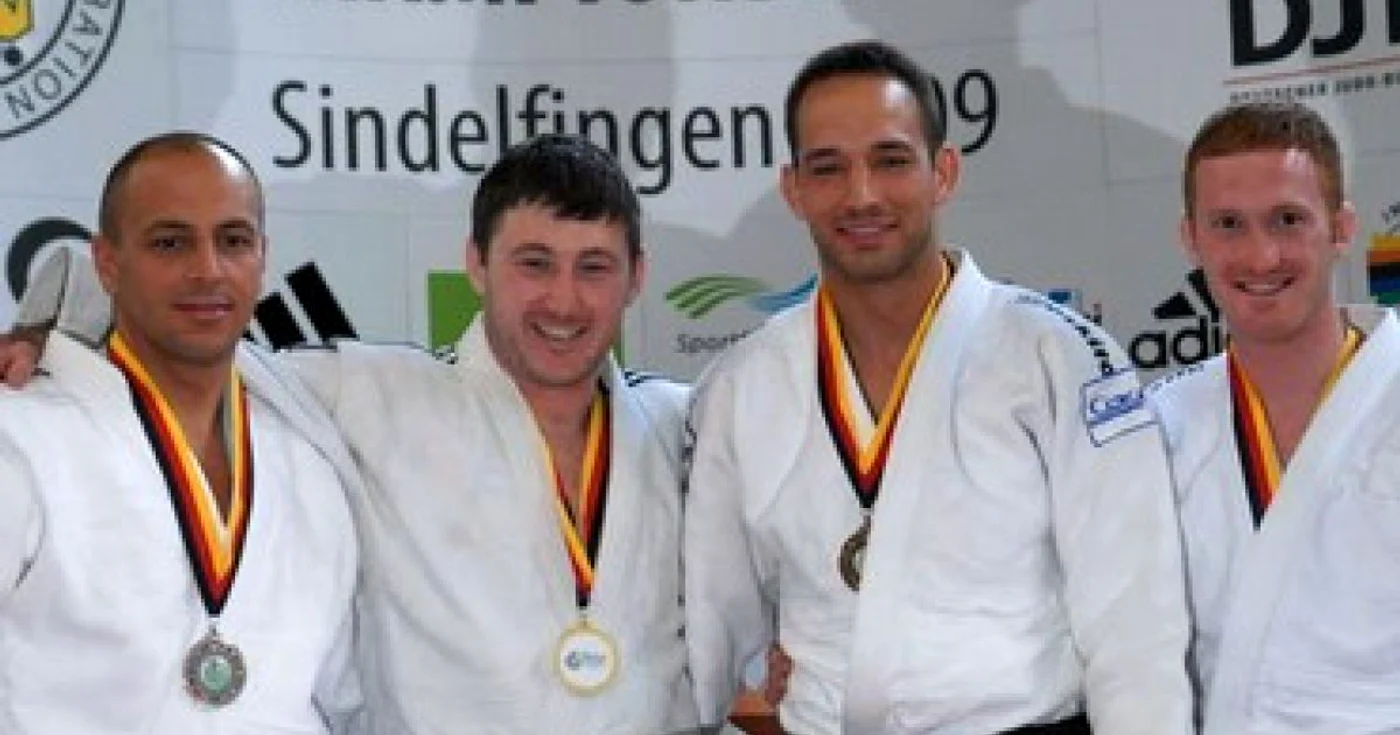 Oradea: Veteranii intră pe tatami