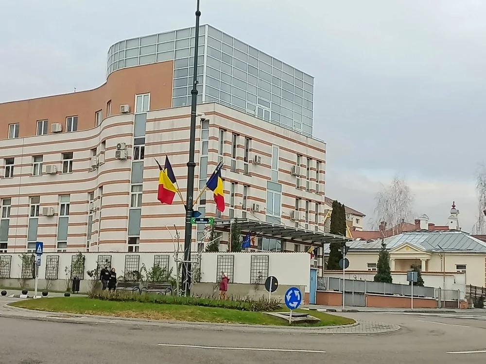 Sediul Parchetului de pe lângă Tribunalul Vâlcea şi al Biroului Teritorial Anticorupţie Vâlcea Foto Daciana Stoica