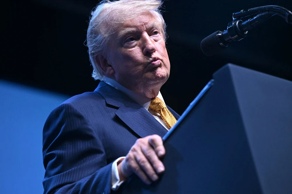 Trump, la finalul summitului NATO: „Liderii mi-au spus: «Vă iubim». Alte țări ne respectă din nou, nu mai râd de noi”