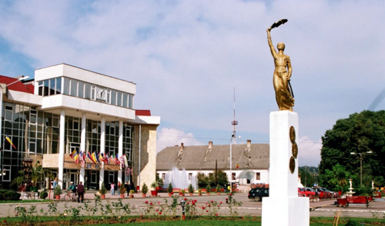 cele mai mici orase din romania arad sebis