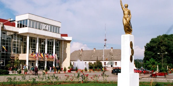 cele mai mici orase din romania arad sebis