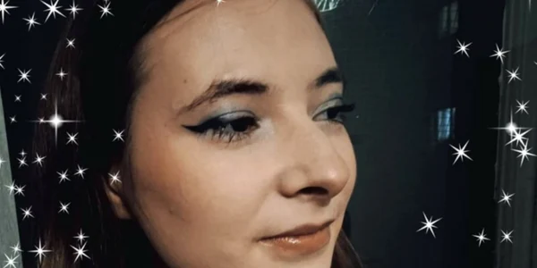 Delia Ariton îi ajută pe elevi pentru că asta o face fericită FOTO Arhiva personală