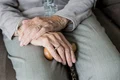 sabinevanerp hand 3666974 jpg