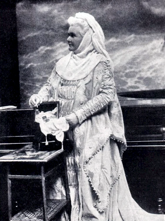 Regina României 