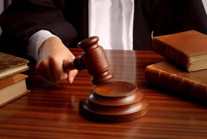 Compania Hexi Pharma nu se poate închide timp de două luni de acum încolo au decis judecătorii