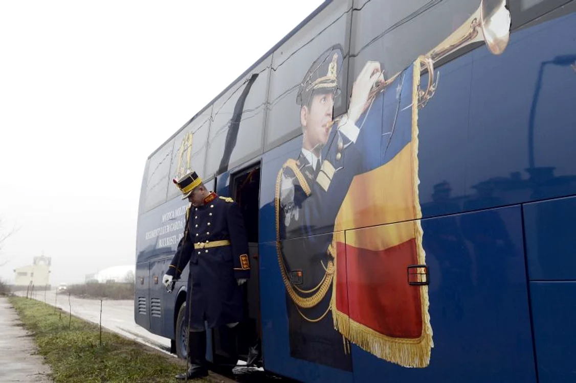 Trupul Aureliei Ion, depus la capelă (Foto: Mediafax)
