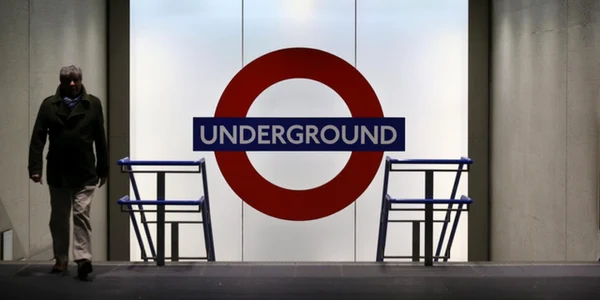 Londra este un oraş construit deasupra mormintelor şi gropilor comune ale foştilor săi locuitori