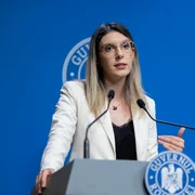 ministrul mediului Diana Buzoianu foto Fb jpg