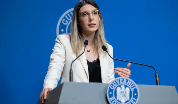 ministrul mediului Diana Buzoianu foto Fb jpg